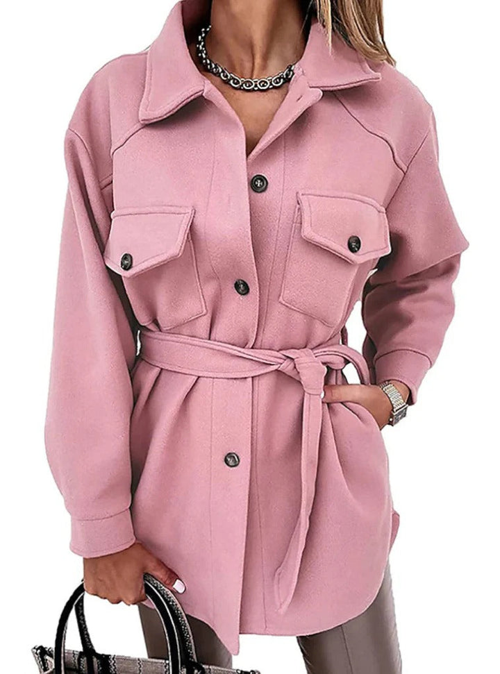 Comfortabele dames zomerjas met een luchtig design, perfect voor lente en zomer. Modieus en functioneel voorjaarsjas.