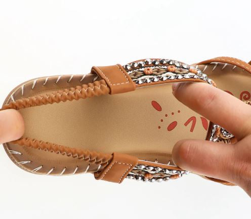 Comfortabele Bohemia dames zomersandalen met platte zolen, ideaal voor lange wandelingen. Stijlvol & lichtgewicht.