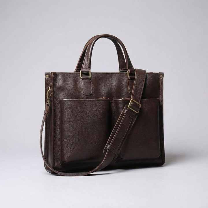 Elegante donkerbruine aktetas, perfect als laptoptas of ruime werktas. Duurzaam Leatheron design met schouderriem.