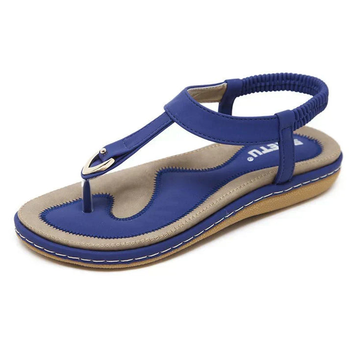 Lichtgewicht en comfortabele platte Elodie dames sandalen, ideaal voor zomerse wandelingen.