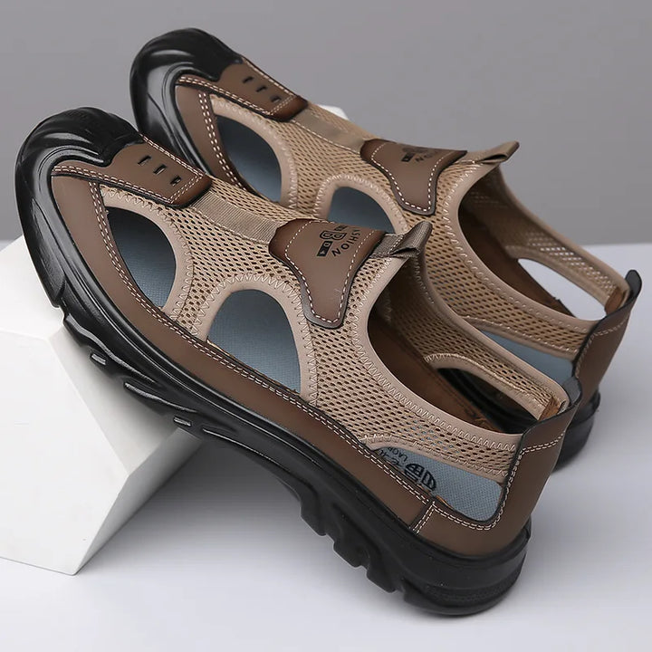 Stijlvolle en ademende mesh heren sandalen Leon voor zomerse casual comfort en veelzijdigheid.