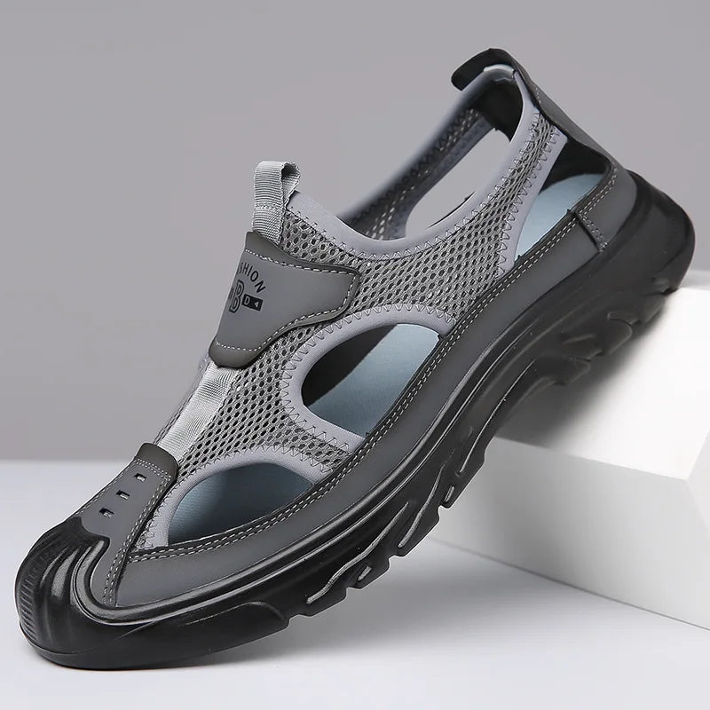 Lichtgewicht en flexibele heren zomersandalen Leon; ademend mesh voor ultiem comfort op warme dagen.