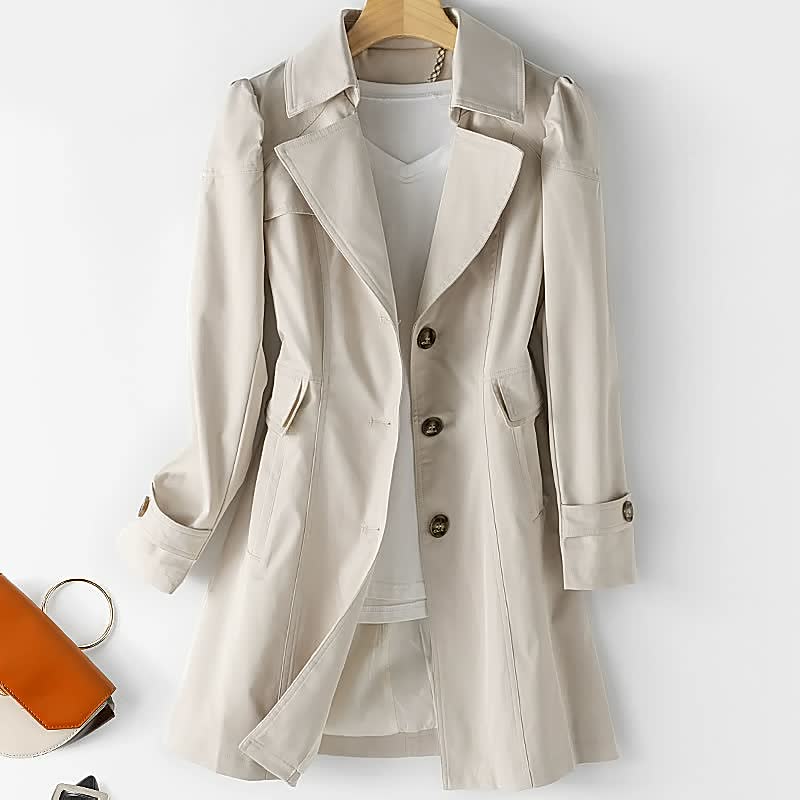 Vrouwenmodel draagt een trendy dames tussenjas, ideaal voor lente of herfst, casual bovenkleding met comfort.