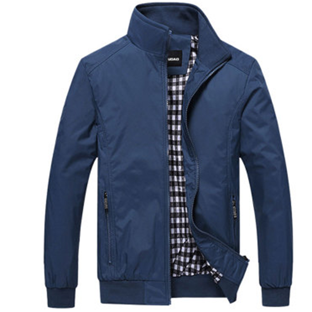 "Stijlvolle en lichte zomerjas voor heren in khaki, bruin, blauw, groen, zwart en wit, ideaal voor warme maanden."