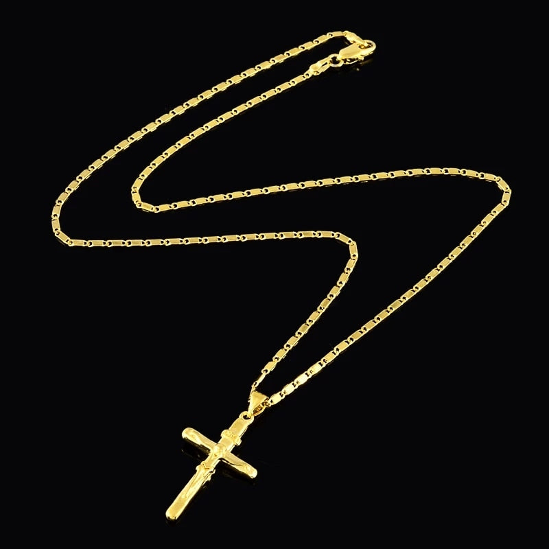 Stijlvolle gouden ketting voor dames en heren, een elegant sieraad en mode accessoire.