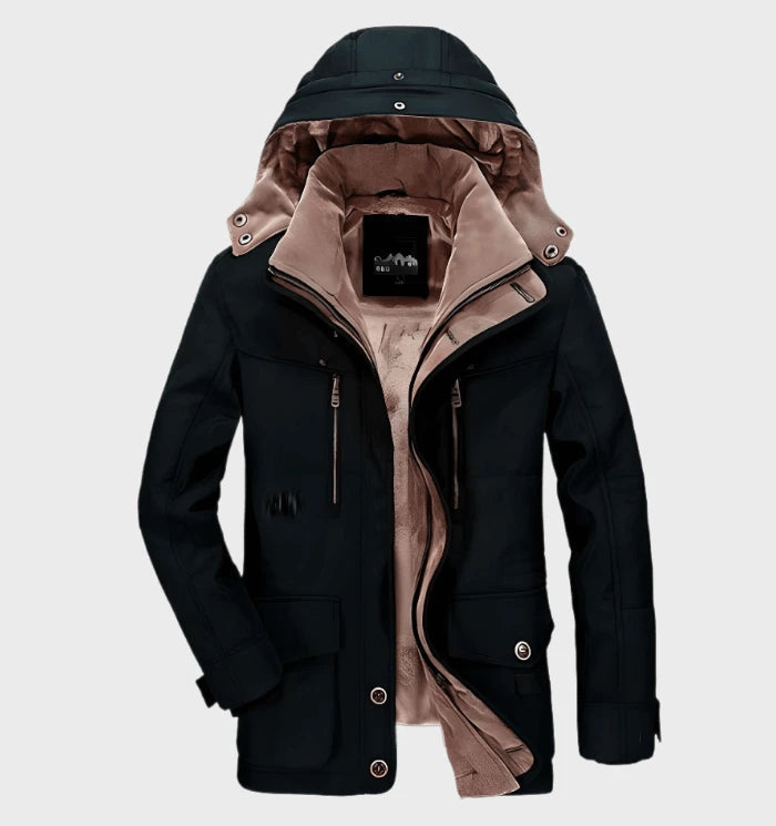 Navy heren jas met capuchon en cargo zakken. Praktische halflange jas voor dagelijks gebruik of avontuur.