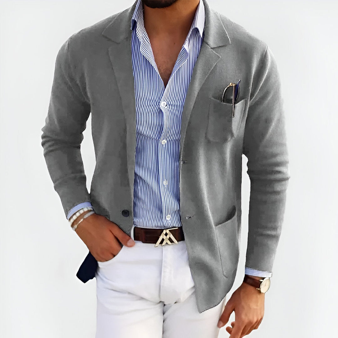 Moderne heren casual jas met reverskraag, een essentieel kledingstuk voor een stijlvolle en relaxte outfit.