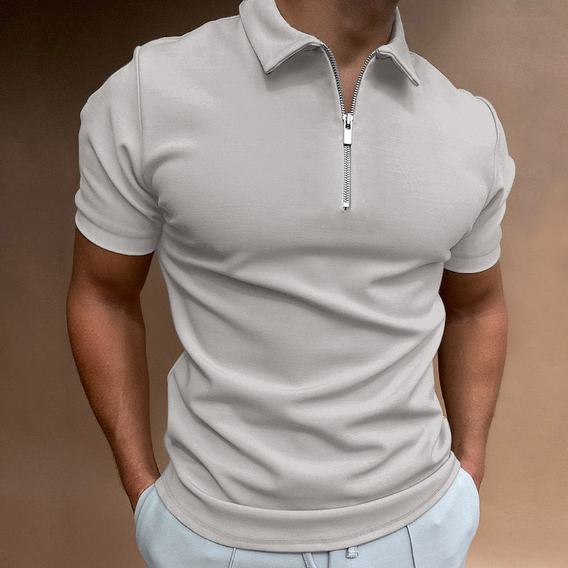 Effen heren polo met ritssluiting, een stijlvolle en comfortabele top voor casual zomerse mode.
