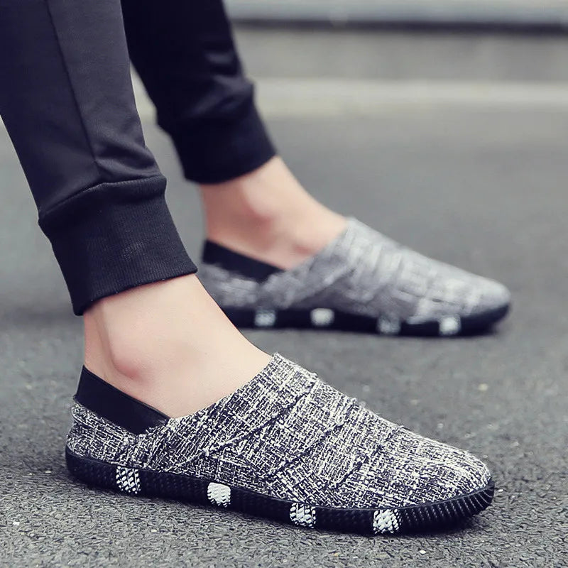 Elegante lichtgewicht heren espadrilles 'Elias' in canvas, met flexibele hennepzool. Stijlvolle instappers voor de zomer.