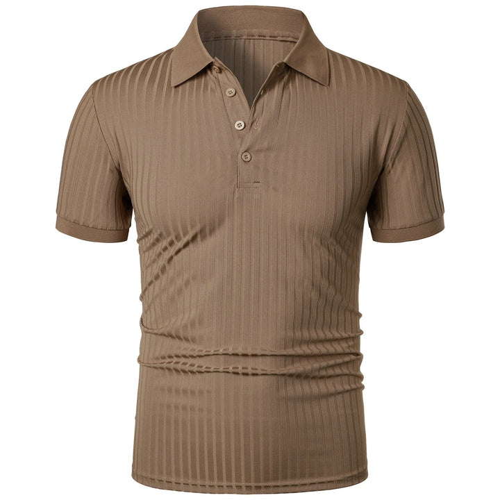 Stijlvol ademend heren polo shirt met knopsluiting, korte mouwen en comfortabele slim fit voor de zomer.