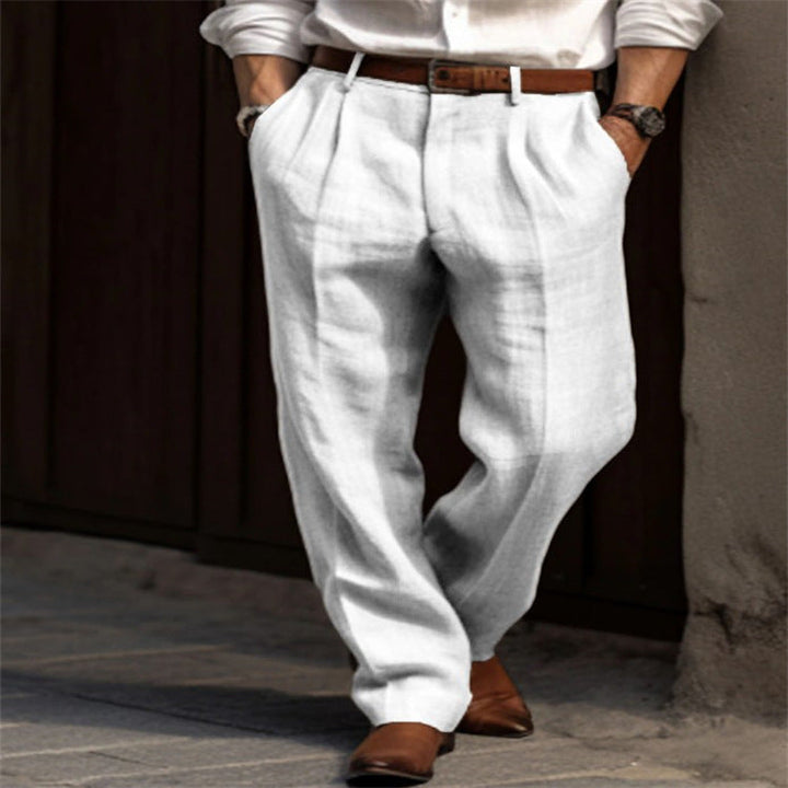 Comfortabele heren zomerbroek met relaxte pasvorm, perfect voor een stijlvolle en luchtige look.