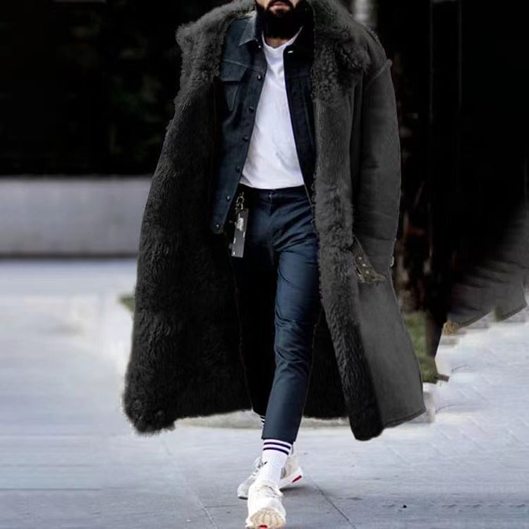 Stijlvolle lange oversized heren winterjas, warm en elegant. Perfecte herenmode buitenkleding.