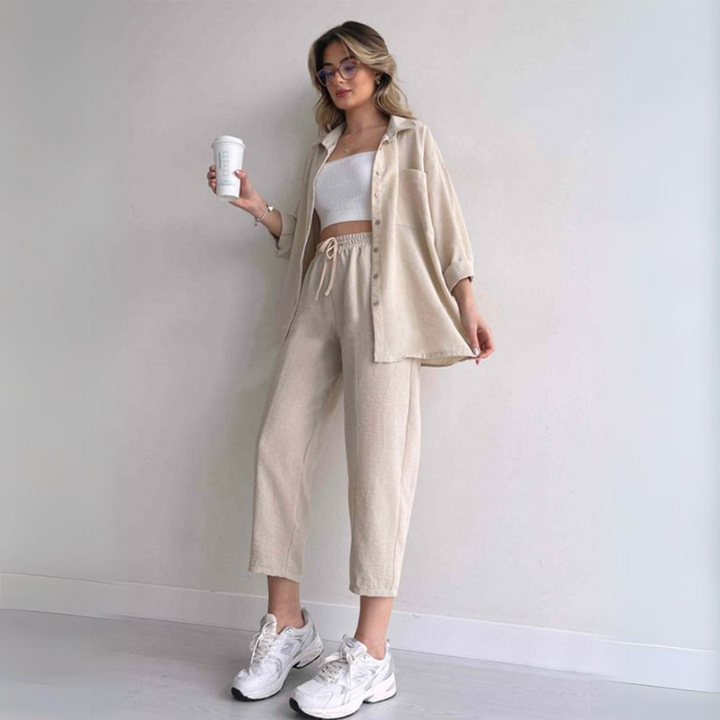 Chique casual dames tweedelige set, linnen mix, geschikt voor zomerkleding. Modieuze en veelzijdige losse outfit.
