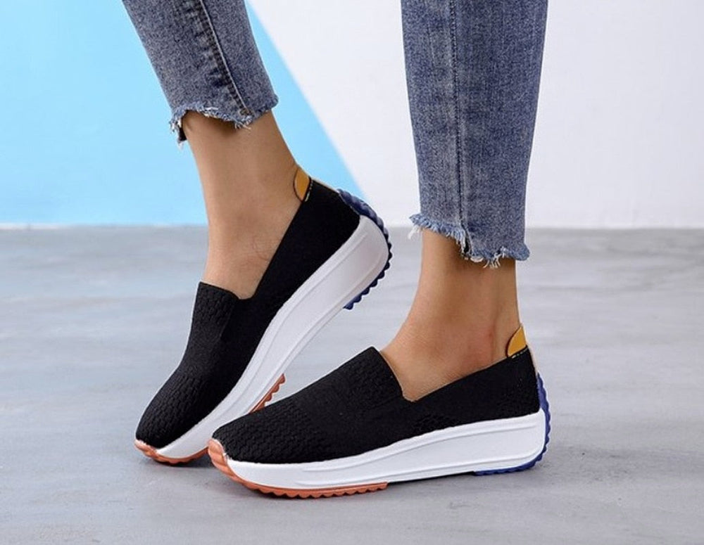 Comfortabele ergonomische instappers voor dames, ideaal bij voetpijn en voor houdingscorrectie. Zomerschoenen.