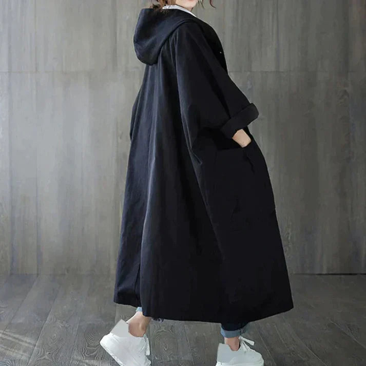 Trendy oversized trenchcoat 'Maren' voor dames. Klassieke, weerbestendige jas, ideaal voor herfst/winter mode.