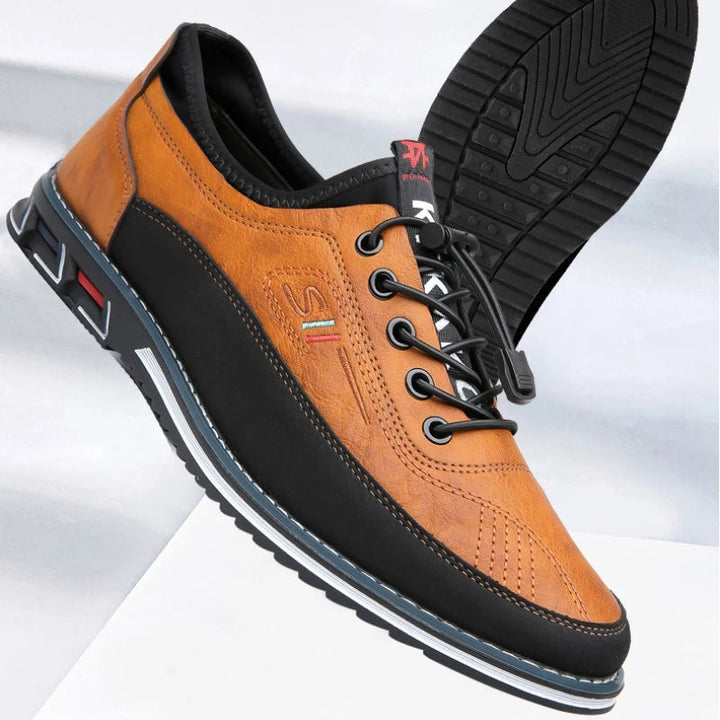 Stijlvolle Oxford herenschoenen in luxe leer, elegant ontwerp, bruine kleur, gewatteerde binnenzool voor comfort.