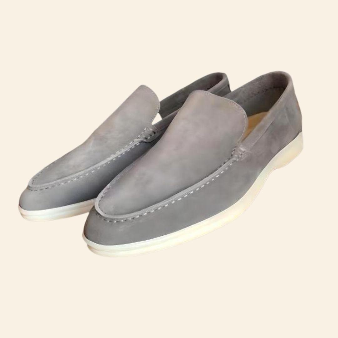 Stijlvolle Mason suède instappers voor heren, perfecte zomerschoenen die comfort en mode combineren.