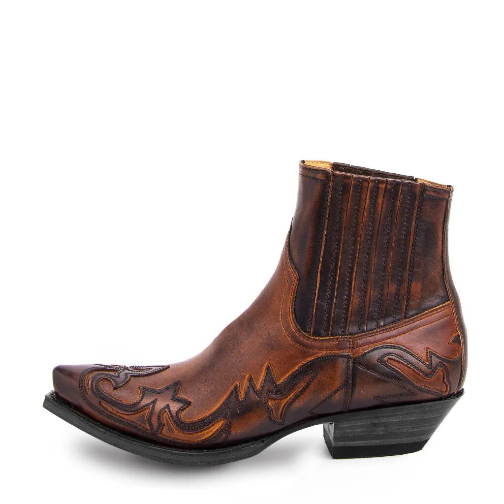 Elegante zwarte leren western cowboylaarzen voor dames en heren. Duurzame Dakota laarzen met comfortabele pasvorm.