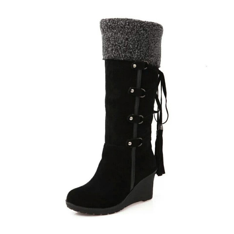 Warme dames winterlaarzen met een elegante sleehak. Deze comfortlaarzen zijn stijlvol en ideaal voor de winter.