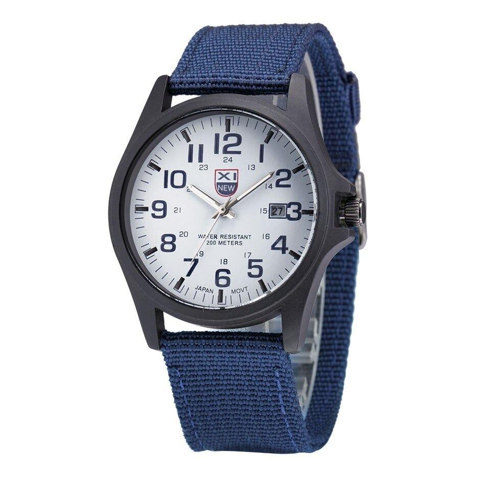Waterdicht tactisch herenhorloge AvontuurTijd, perfect voor watersport en avontuurlijke activiteiten.