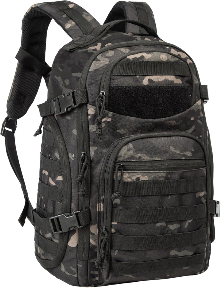 Tactische rugzak 35L, robuust voor avontuur, wandelen & reizen, met laptopvak.