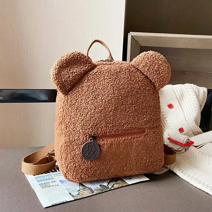 TeddyBuddy rugzak met verstelbare schouderbanden en veilige ritssluiting, perfect voor jonge kinderen en dagelijks gebruik.