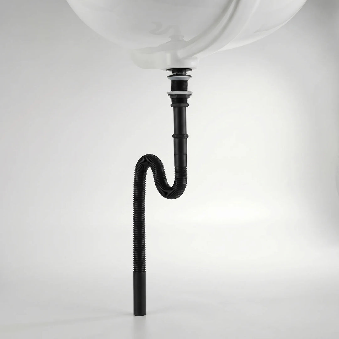 Duurzame messing pop-up afvoer, flexibel telescopisch ontwerp voor badkamer en keuken wastafels.