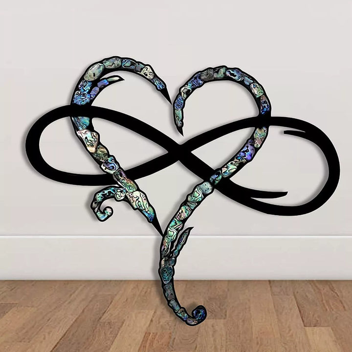 Tiberius ijzeren oneindig hart wanddecoratie, perfect voor symbolische liefde in je moderne interieur.