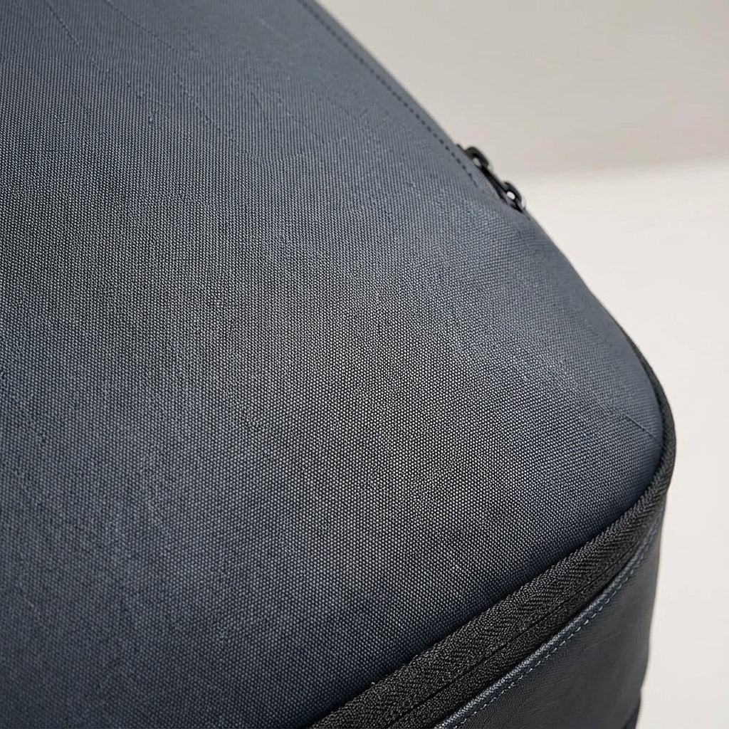 Georganiseerde Transitex reisrugzak met slimme vakken voor accessoires, ideaal voor pendelen en school.