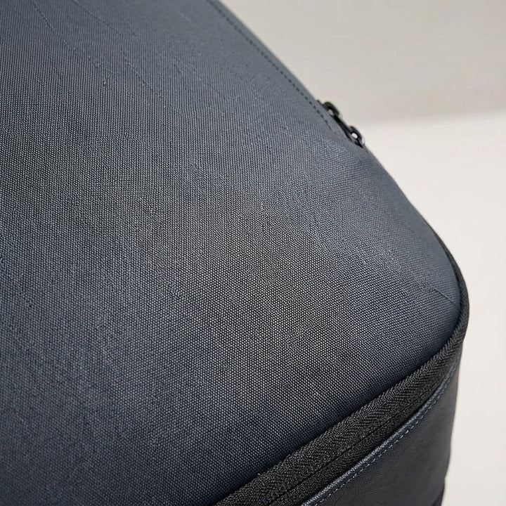 Georganiseerde Transitex reisrugzak met slimme vakken voor accessoires, ideaal voor pendelen en school.