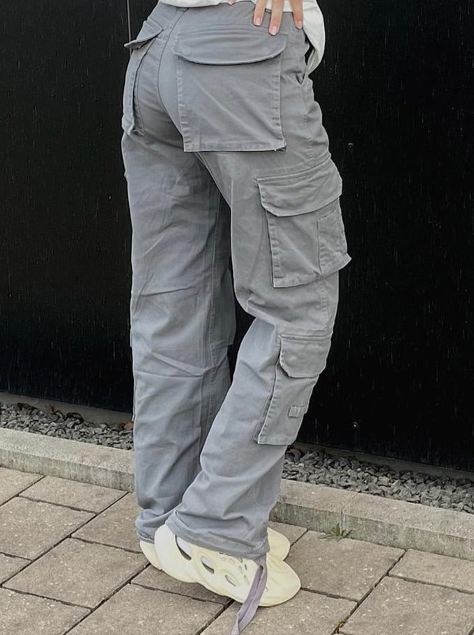 Dames cargo broek met wijde pijpen, een comfortabele en modieuze toevoeging aan je garderobe.