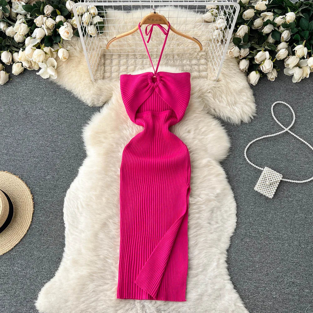 Liora maxi jurk voor dames. Trendy en comfortabel, met open rug en verleidelijke hoge split.