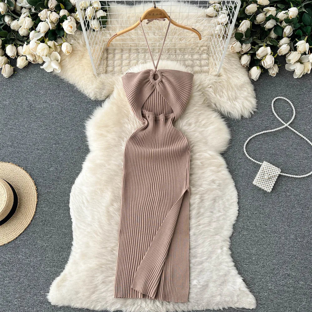 Vakantie-musthave: Dames rugloze maxi jurk met zijsplit. Ademend en stijlvol voor warme dagen.