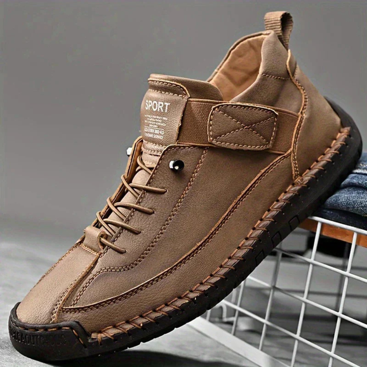 Lichte en ademende dames sneakers, ideaal voor lange wandelingen en dagelijks gebruik met veel voetcomfort.