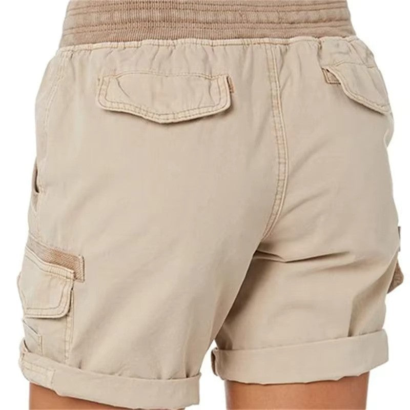 Vrouwen zomerse strandshorts Chloe met lage taille, comfortabele en modieuze keuze voor warme dagen.