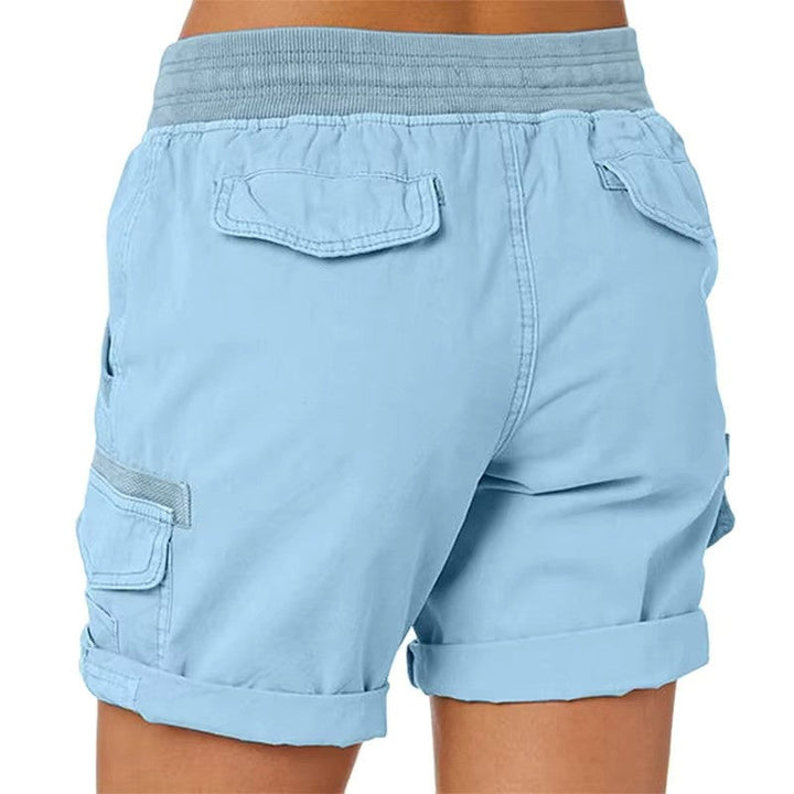 Trendy dames shorts, laag model, perfecte zomershorts en strandshorts voor de modebewuste vrouw.