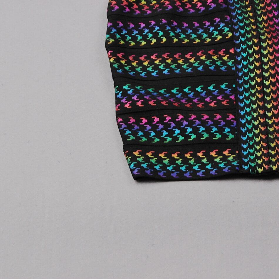 Trendy mouwloze bodycon minijurk met kleurrijke strepen, dé fashion statement voor dames.