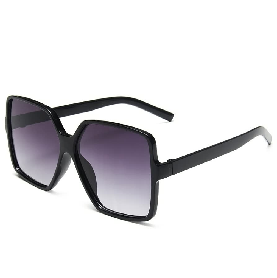 InStyle™ dameszonnebril, een trendy accessoire met groot montuur en modieuze gekleurde glazen.