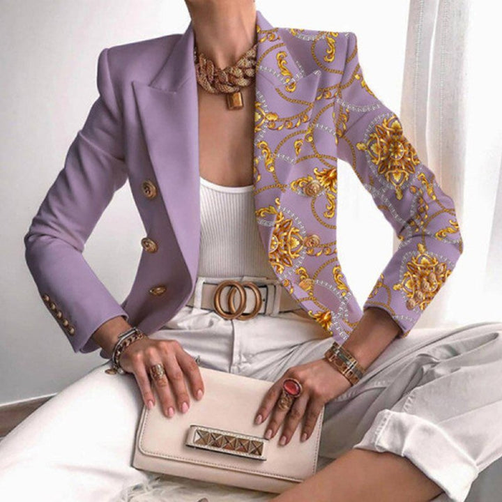 HarrietsJacket dames blazer, een essentieel jasje voor een moderne, modebewuste garderobe.