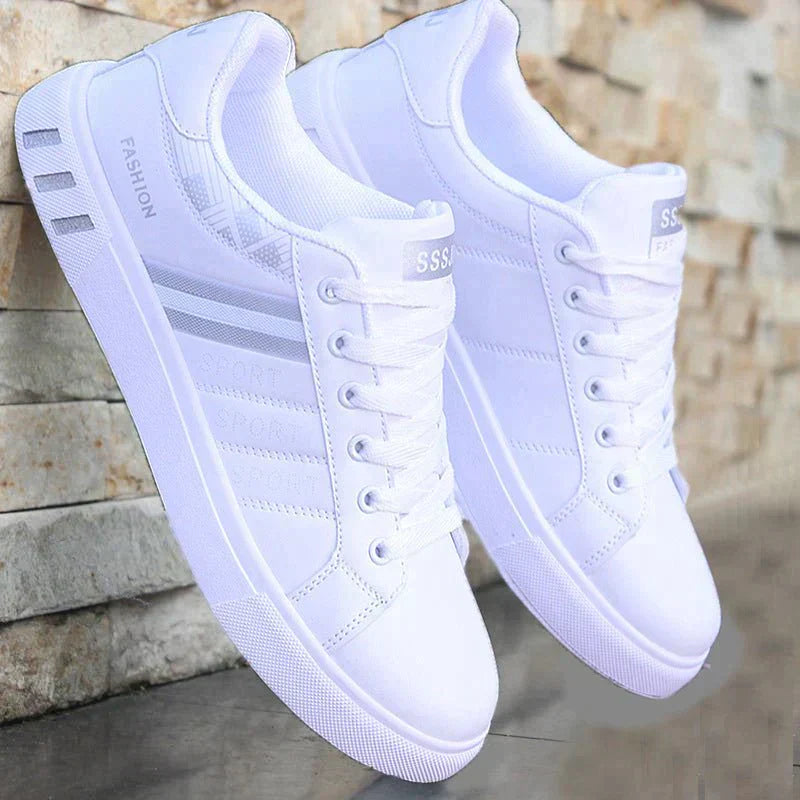 Trendy heren sneakers met verende zool, ideaal voor comfortabel dagelijks gebruik. Casual en sportieve mannen mode.