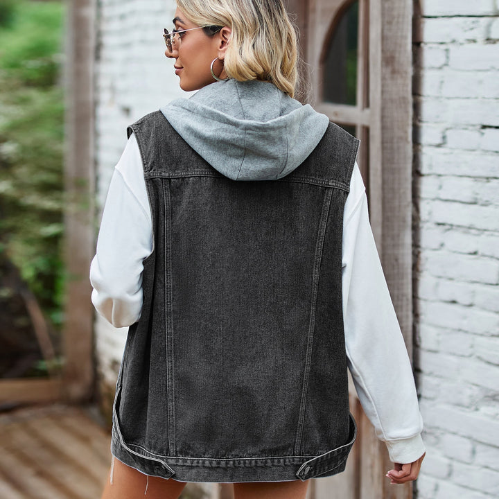 Trendy navy mouwloos jasje voor dames, met praktische zakken voor een stijlvolle outfit.