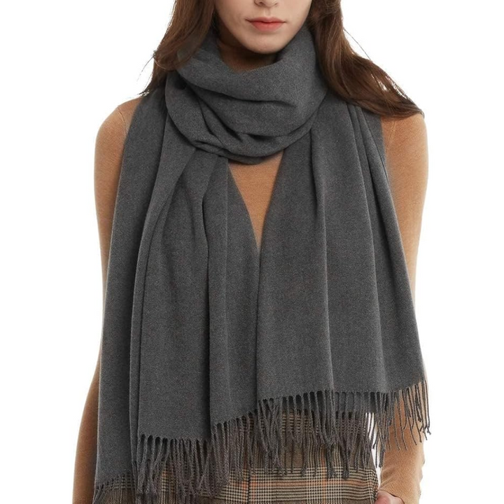 Warme en zachte Eleanor pashmina sjaal voor dames, ideaal voor koude dagen. Een elegant herfst/winter accessoire.