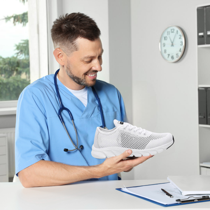 Ultralichte orthopedische dames barefootsneakers Mirella voor optimaal voetcomfort en pijnverlichting.