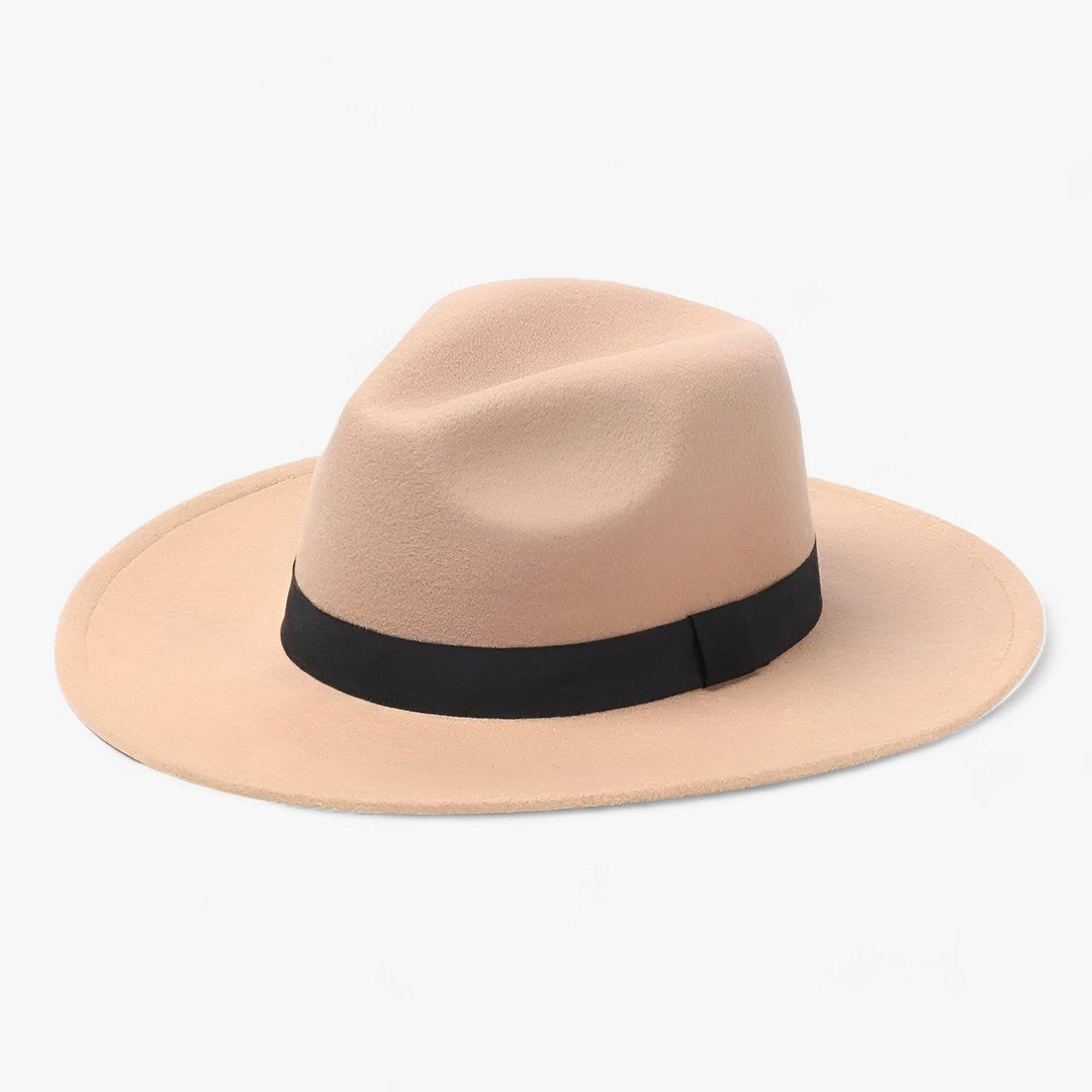 Zwarte klassieke fedora hoed van wol, een tijdloos uniseks fashion statement.