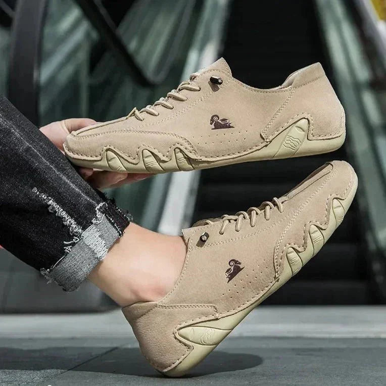 Khaki leren barefoot schoenen, uniseks. Natuurlijk loopcomfort met stijl.