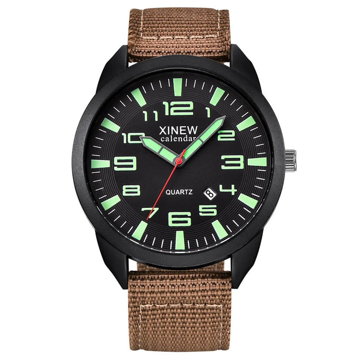Stijlvol Lumo uniseks quartz horloge met een robuuste metalen band, lichtgevende wijzerplaat en duidelijke kalender.