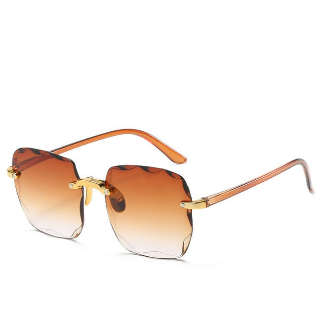 Dames en heren vintage randloze zonnebril. Deze trendy Clea zonnebril is een stijlvolle zomer mode accessoire.