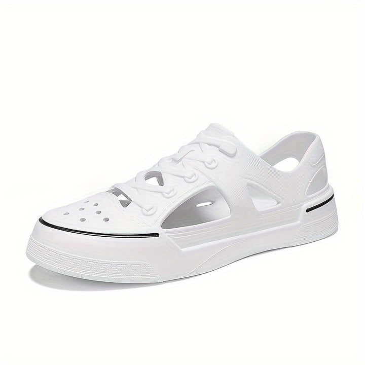 Uniseks waterschoenen in sneakerstijl met antislipzool; ideaal voor strand en wateractiviteiten.