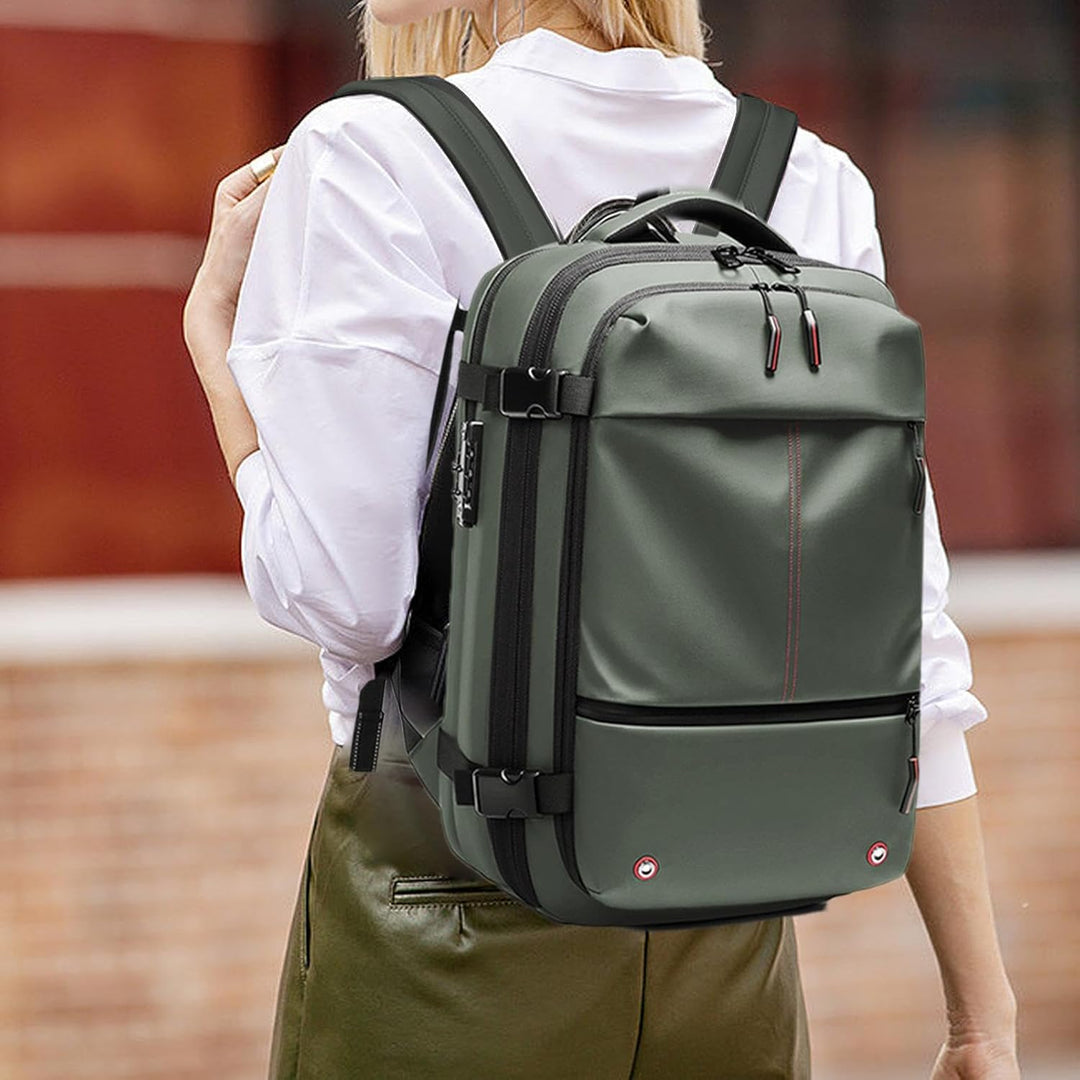 Uitbreidbare 60L reisrugzak met vacuümcompressie. Ideaal voor veel bagage en compact pakken.