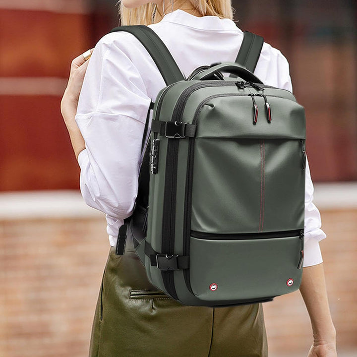 Uitbreidbare 60L reisrugzak met vacuümcompressie. Ideaal voor veel bagage en compact pakken.